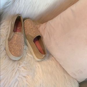 Rose gold Skechers